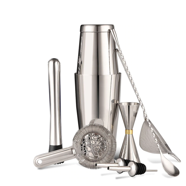 Cocktail shaker set